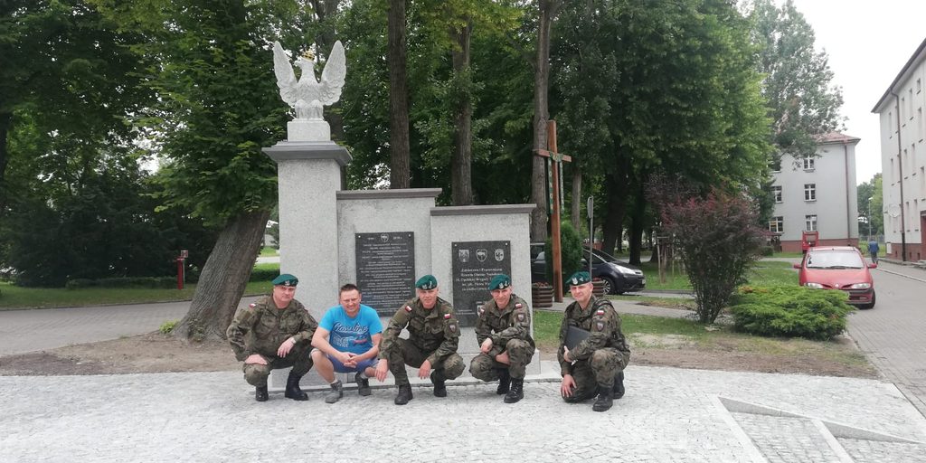 Orzeł z granitu i Jerzy Zysk